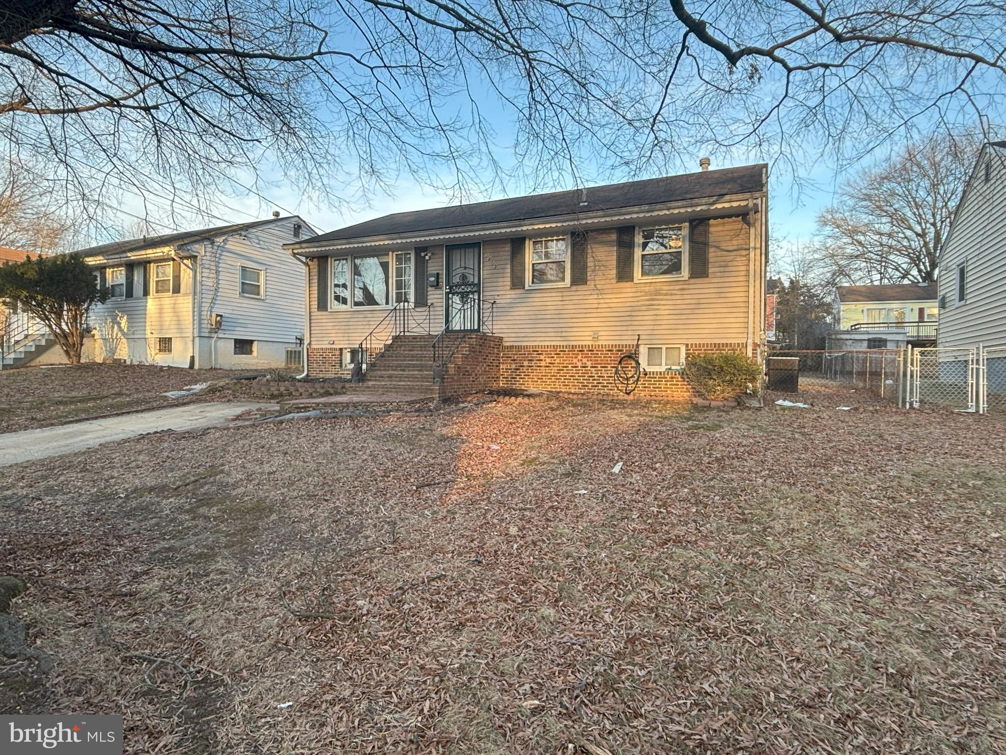 COLUMBIA PARK - Residential