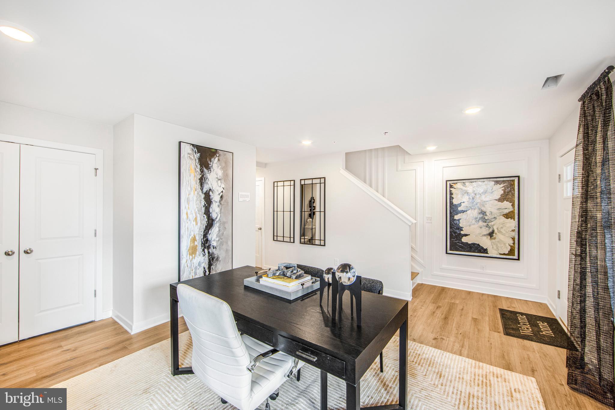 RIVER POINTE - Residential