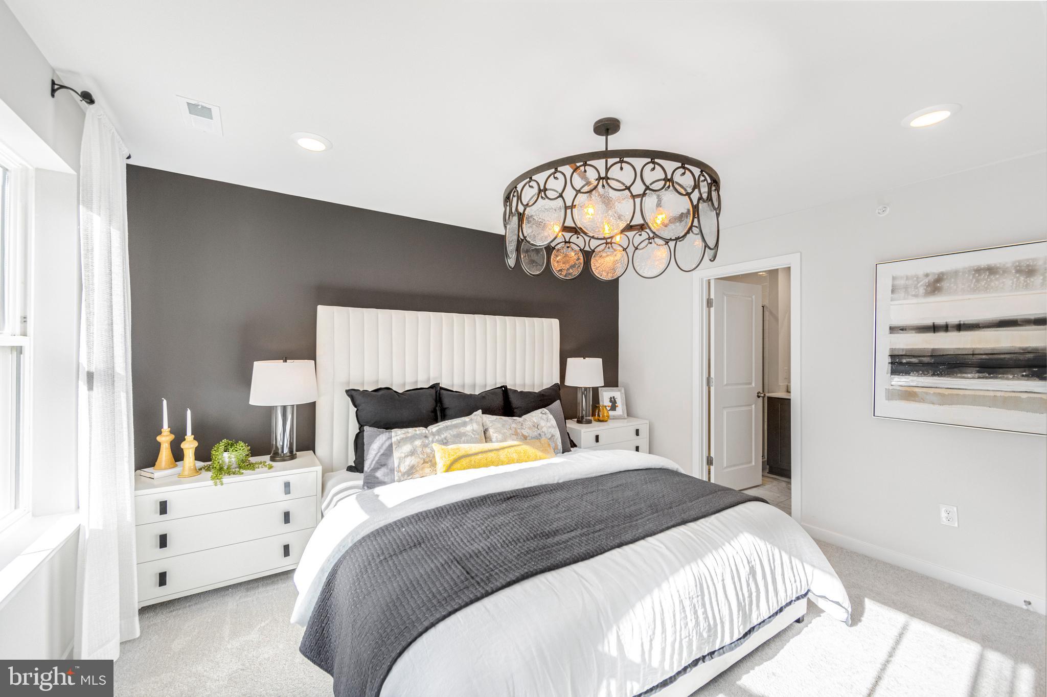 RIVER POINTE - Residential