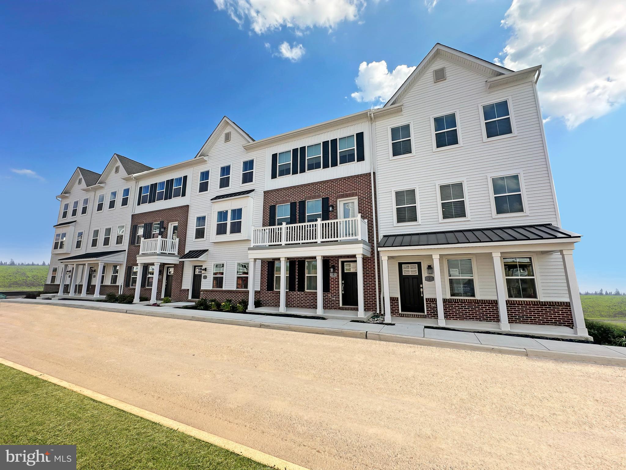 RIVER POINTE - Residential