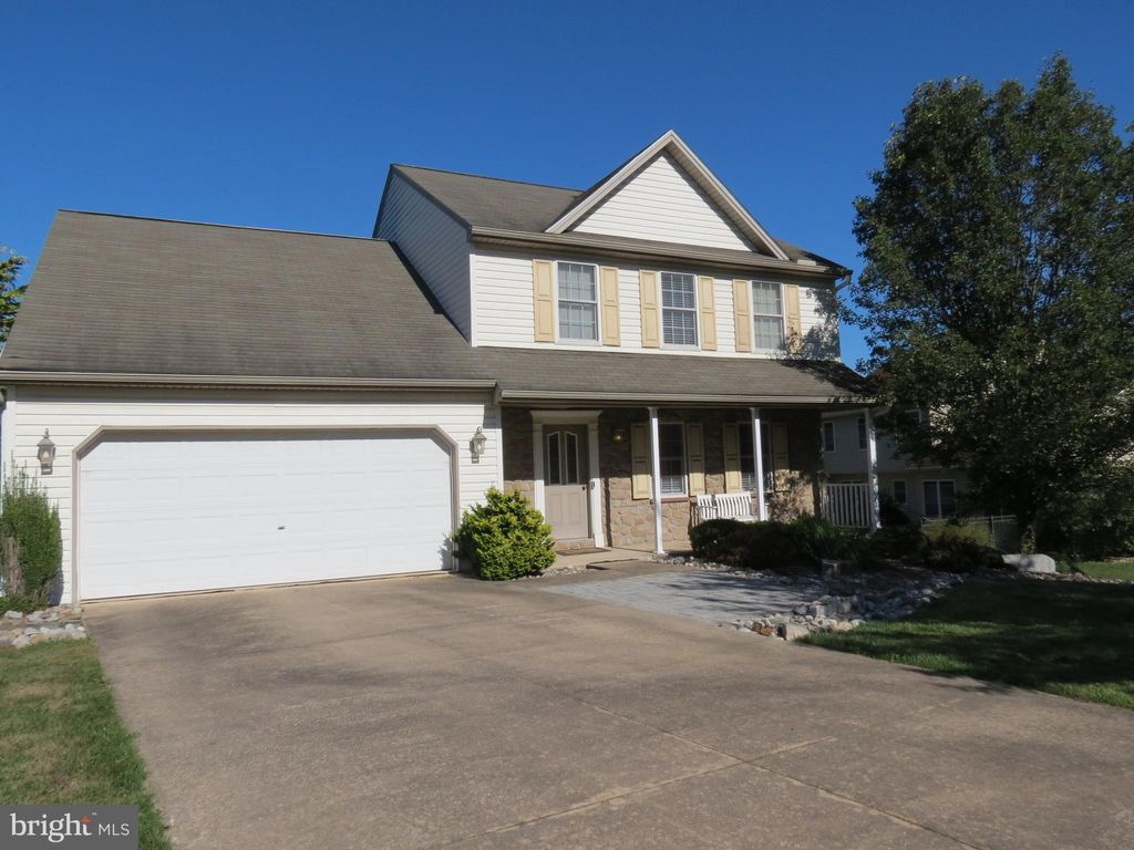 Photo of 15 Crestview Court, YORK HAVEN, PA 17370 (MLS # PAYK2091634)