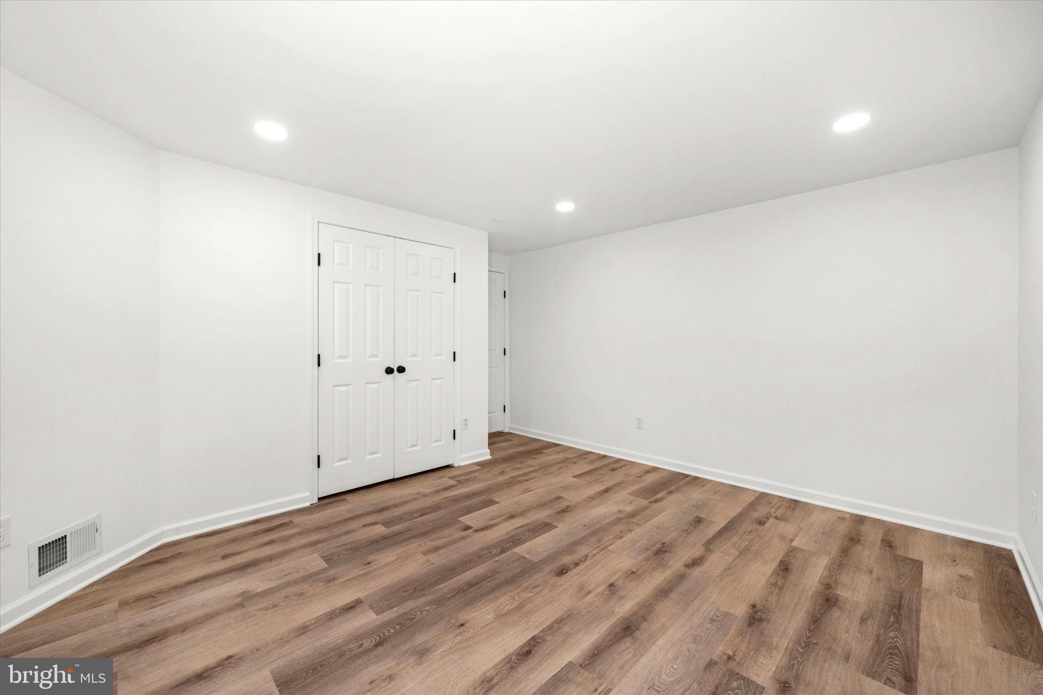 CROSSAN POINTE - Residential