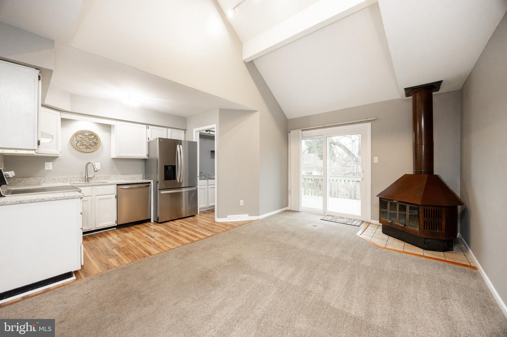 2303 BRIDGEWATER COURT 2303