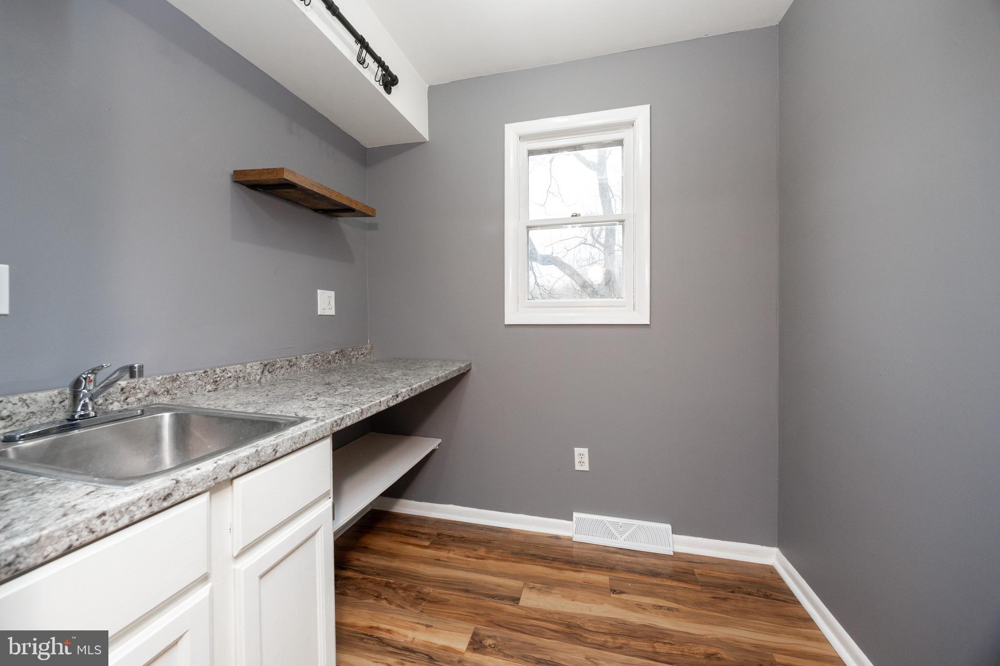 2303 BRIDGEWATER COURT 2303