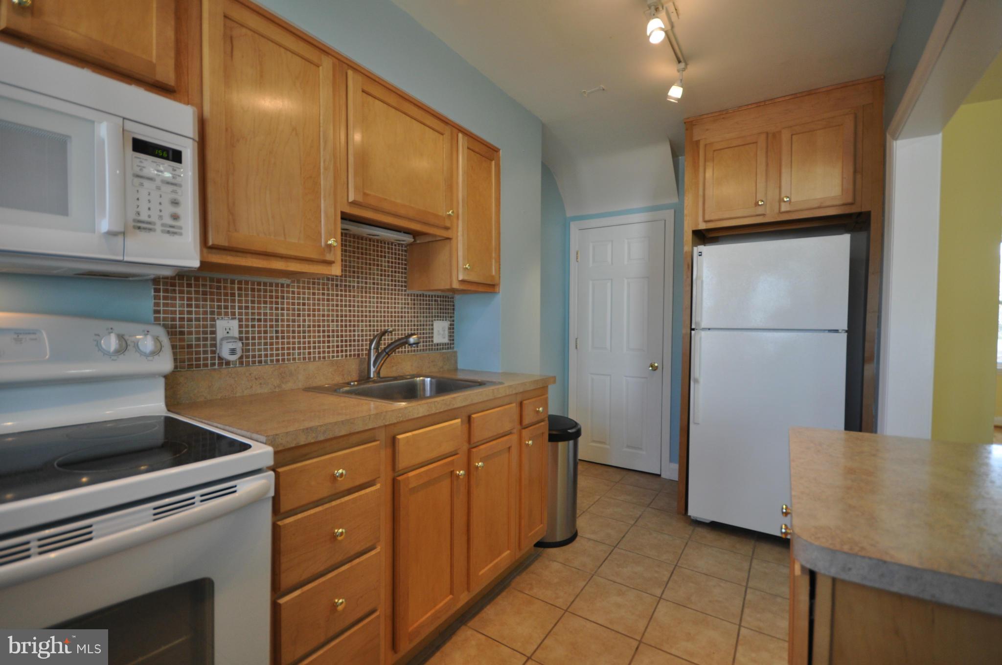 RIDGELEIGH - Residential Lease