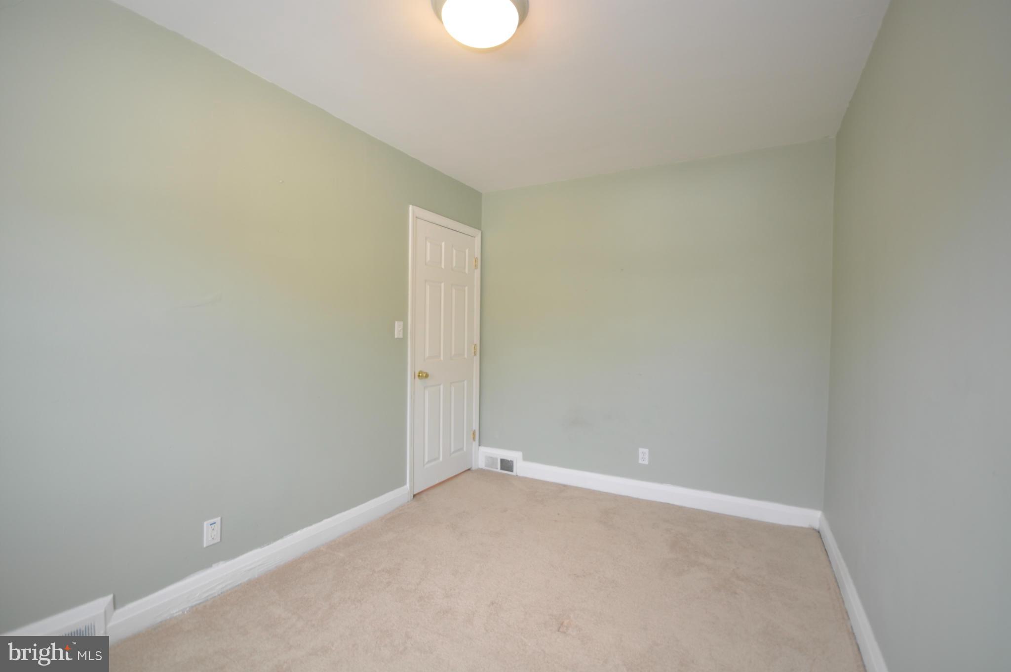 RIDGELEIGH - Residential Lease