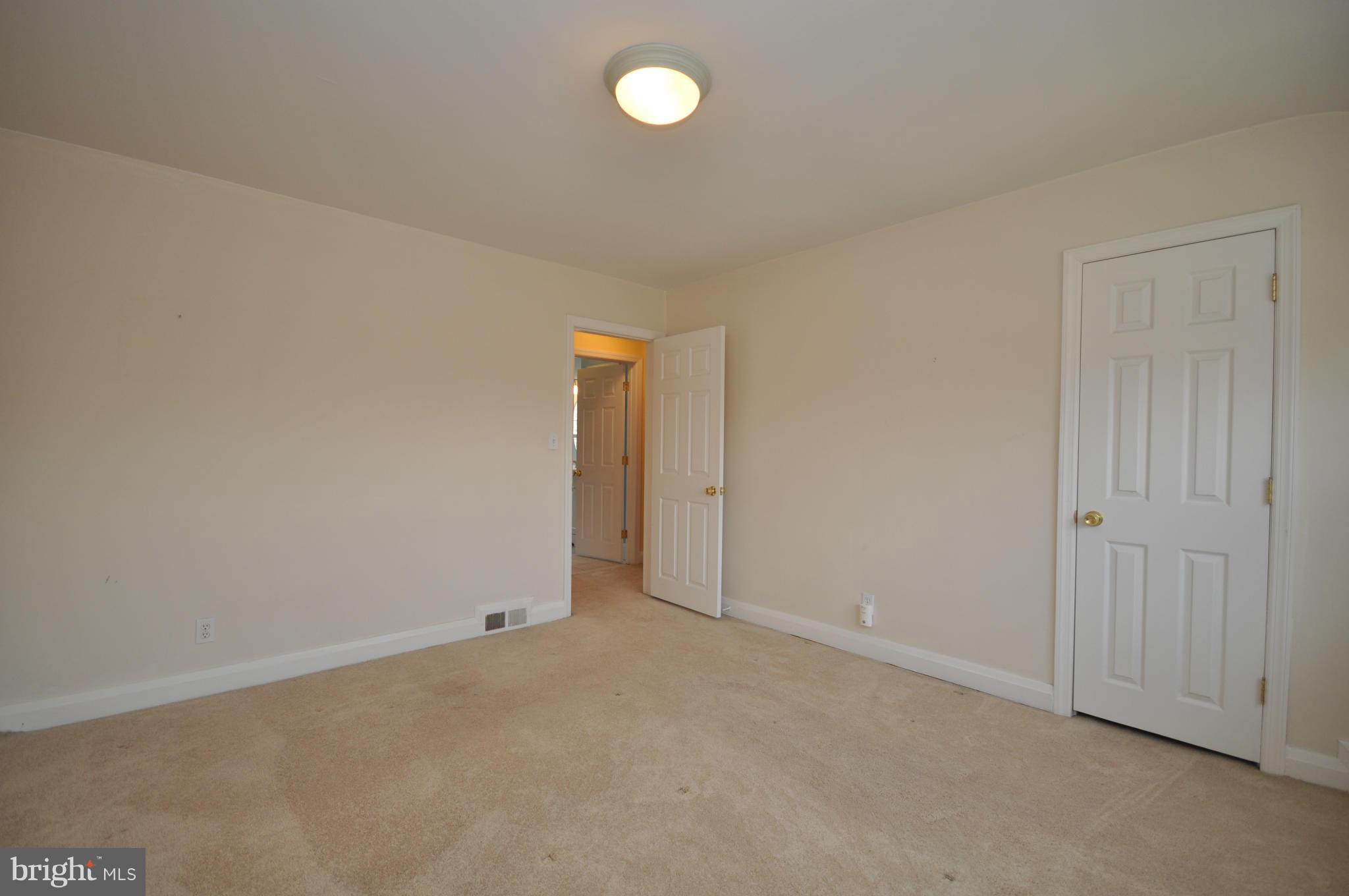 RIDGELEIGH - Residential Lease