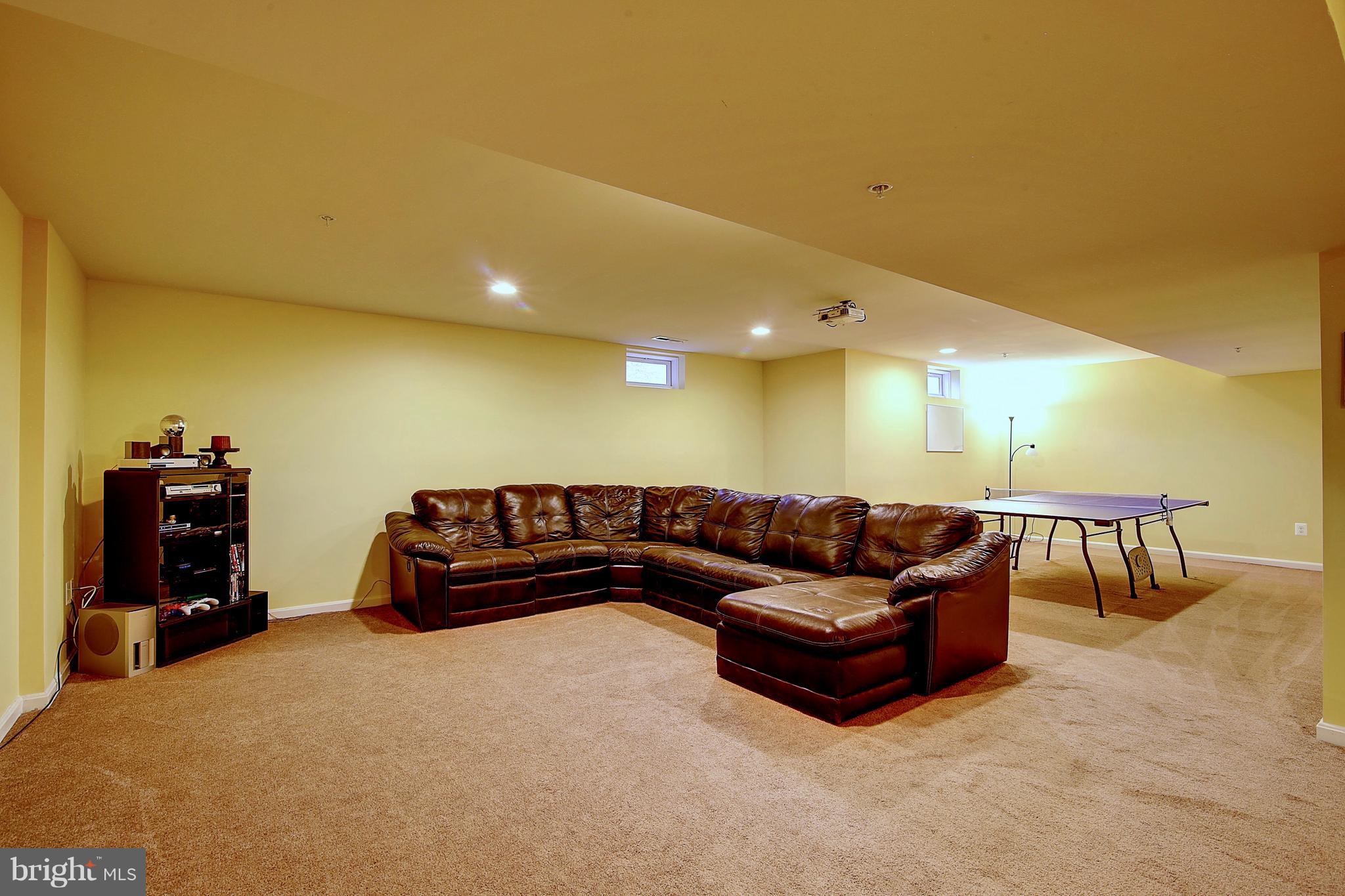 LINTON AT BALLENGER - Residential