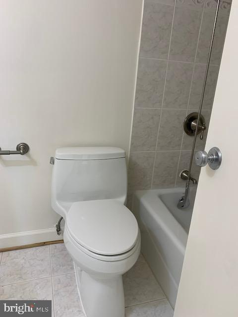 ROTONDA - Residential Lease