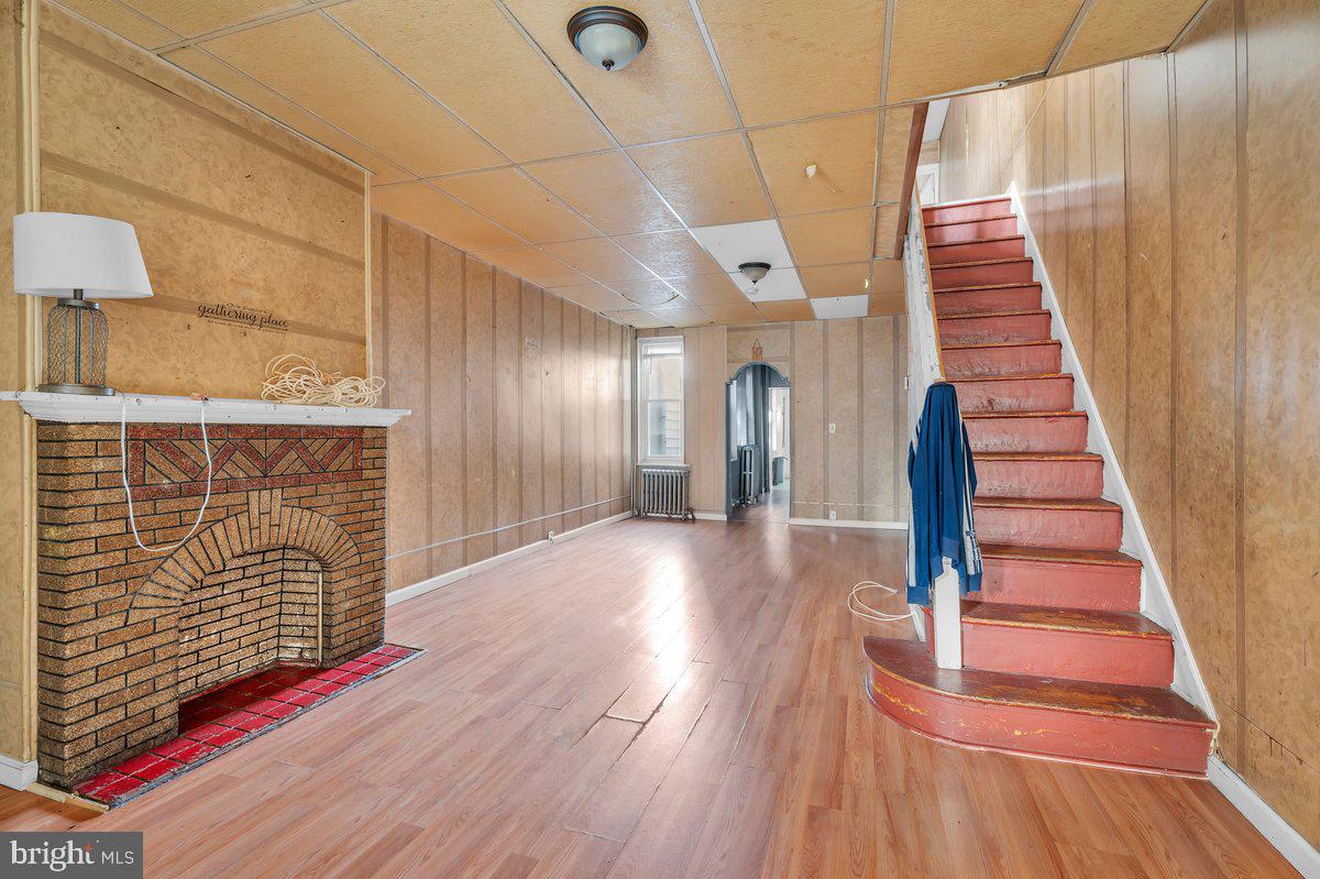 PORT RICHMOND - Residential