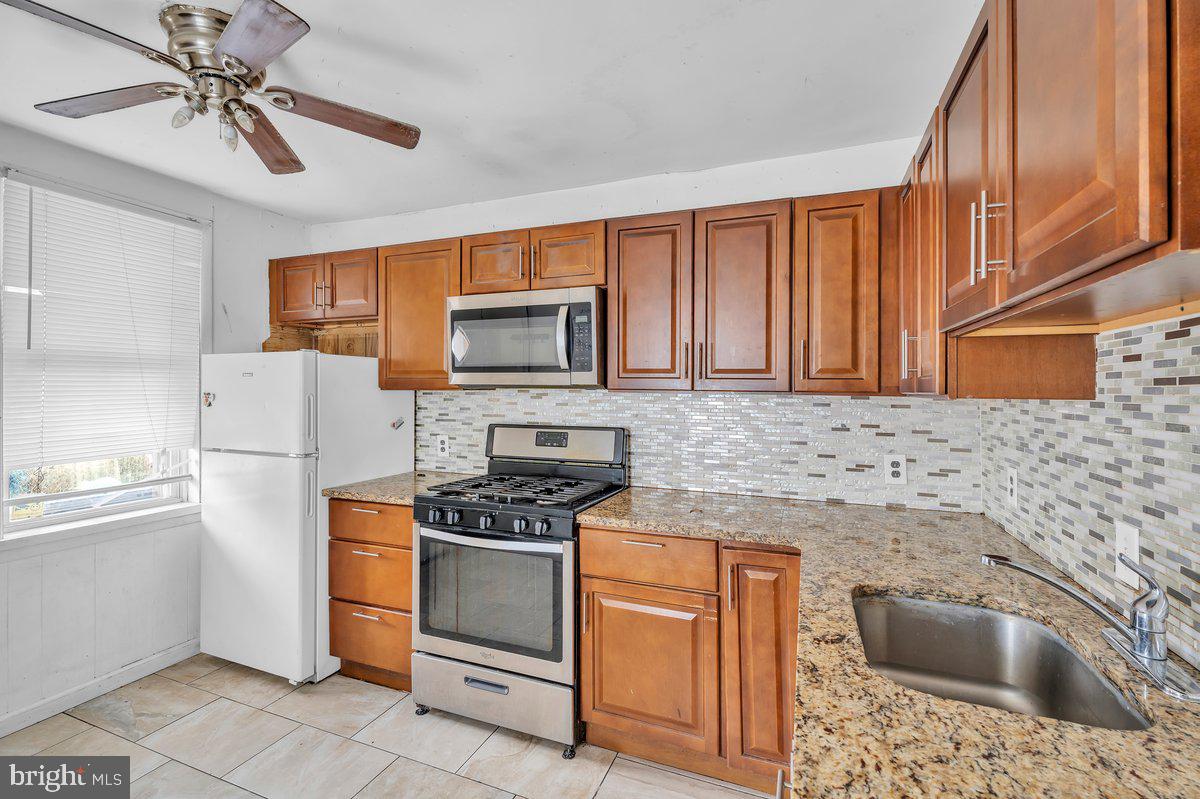 PORT RICHMOND - Residential