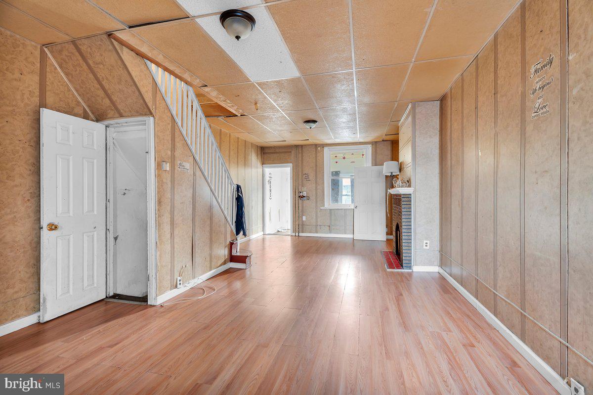 PORT RICHMOND - Residential