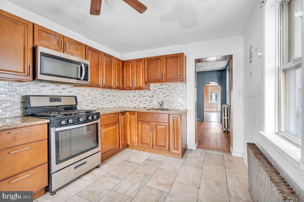 PORT RICHMOND - Residential