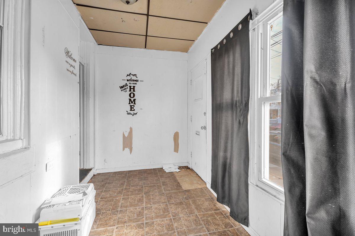 3114 ARAMINGO AVENUE