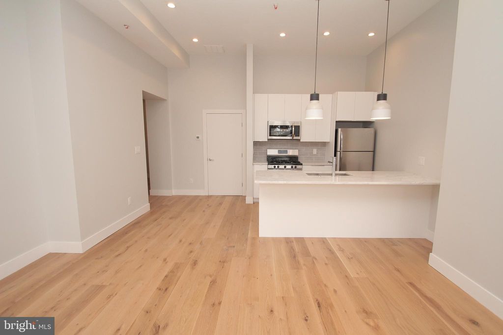 Photo of 220 - 24 S 3rd Street #203, PHILADELPHIA, PA 19106 (MLS # PAPH2586970)