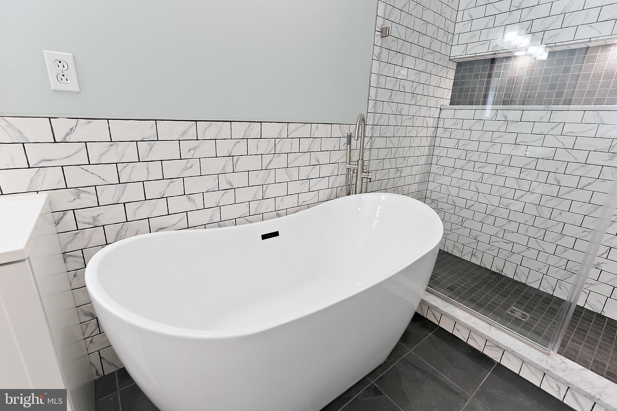 CANTON - Residential Lease