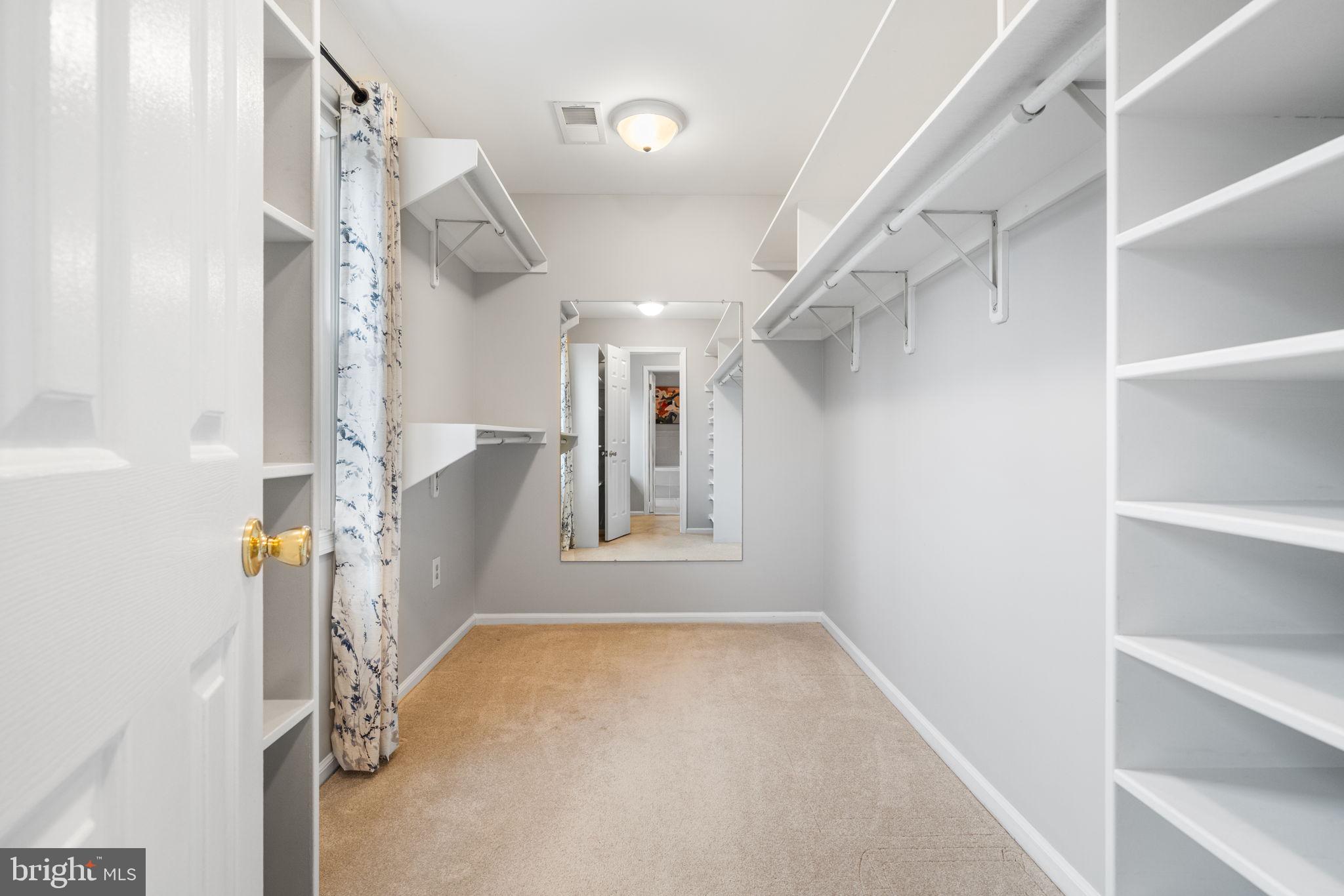 QUEENS GATE - Residential