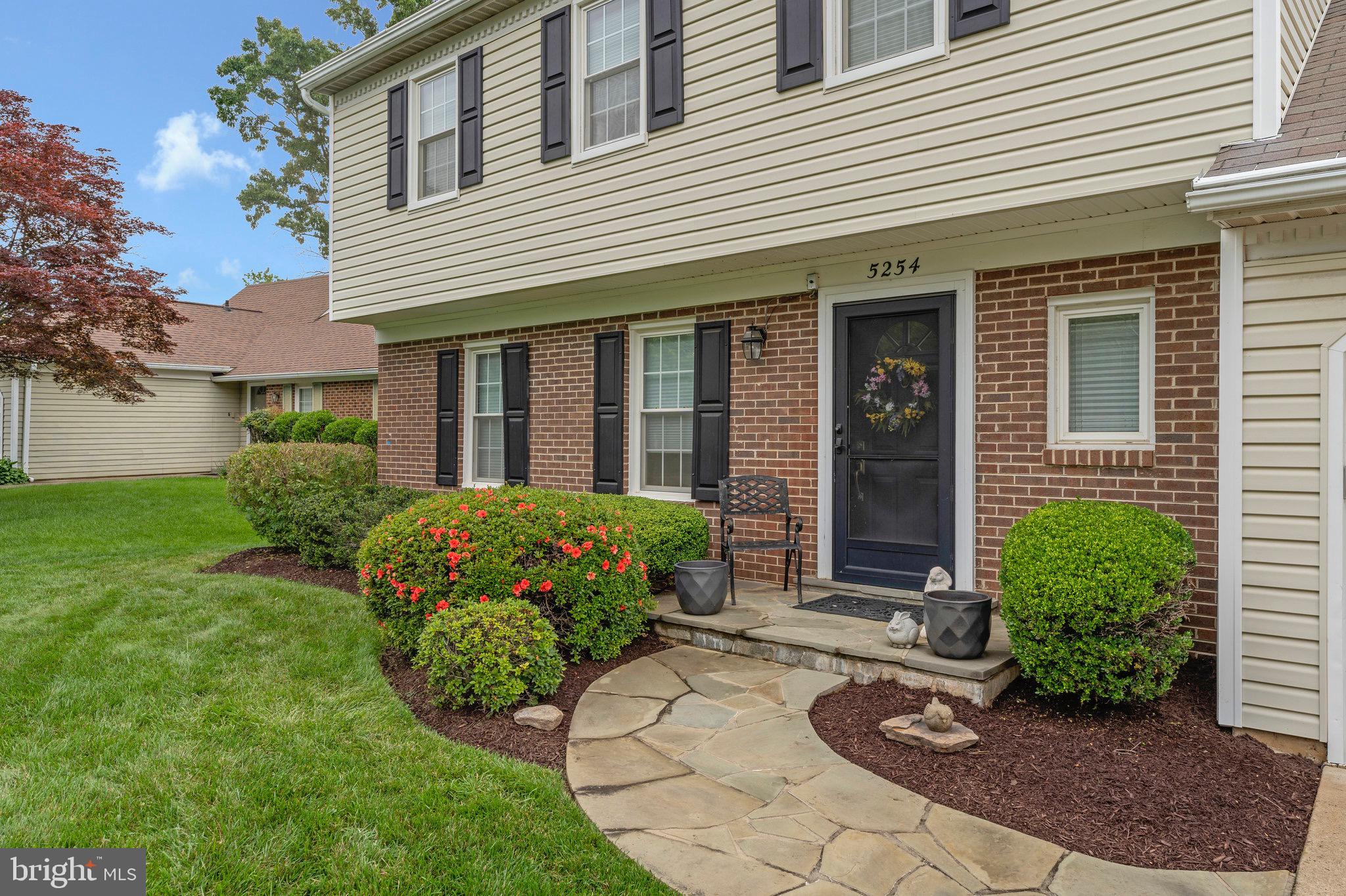 5254 QUEENS WOOD DRIVE