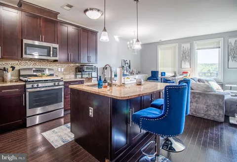 2330 Route 33 Unit 315, Robbinsville, NJ MLS: NJME2064272