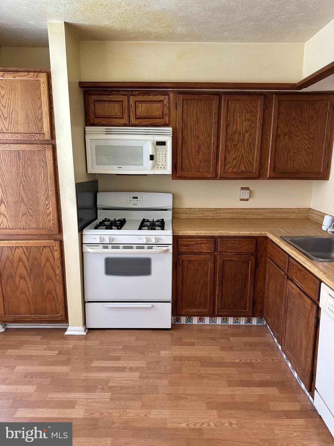 THE COLONY - Residential