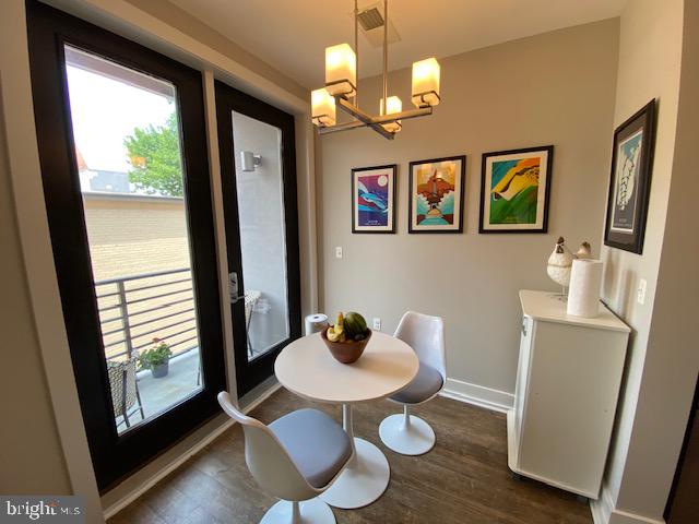 DEL RAY PLACE - Residential