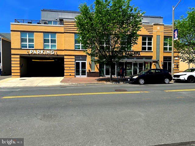 1800 MOUNT VERNON AVENUE 207