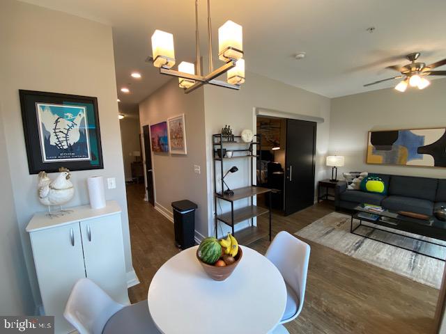 DEL RAY PLACE - Residential