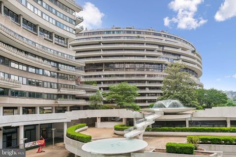 Photo of 2510 Virginia Avenue NW #2BN, WASHINGTON, DC 20037 (MLS # DCDC2225954) Photo of 2510 Virginia Avenue NW #2BN, WASHINGTON, DC 20037 (MLS # DCDC2225954)