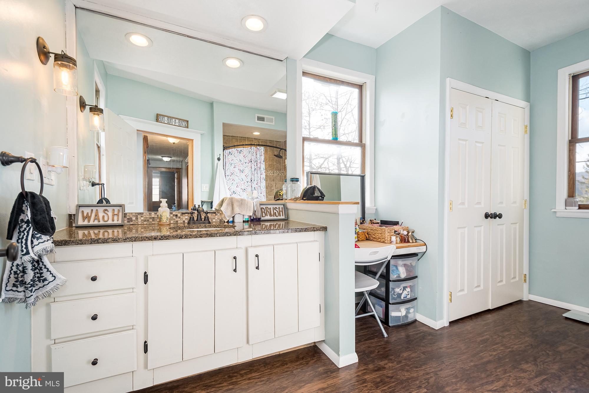 OAKLAND - Residential