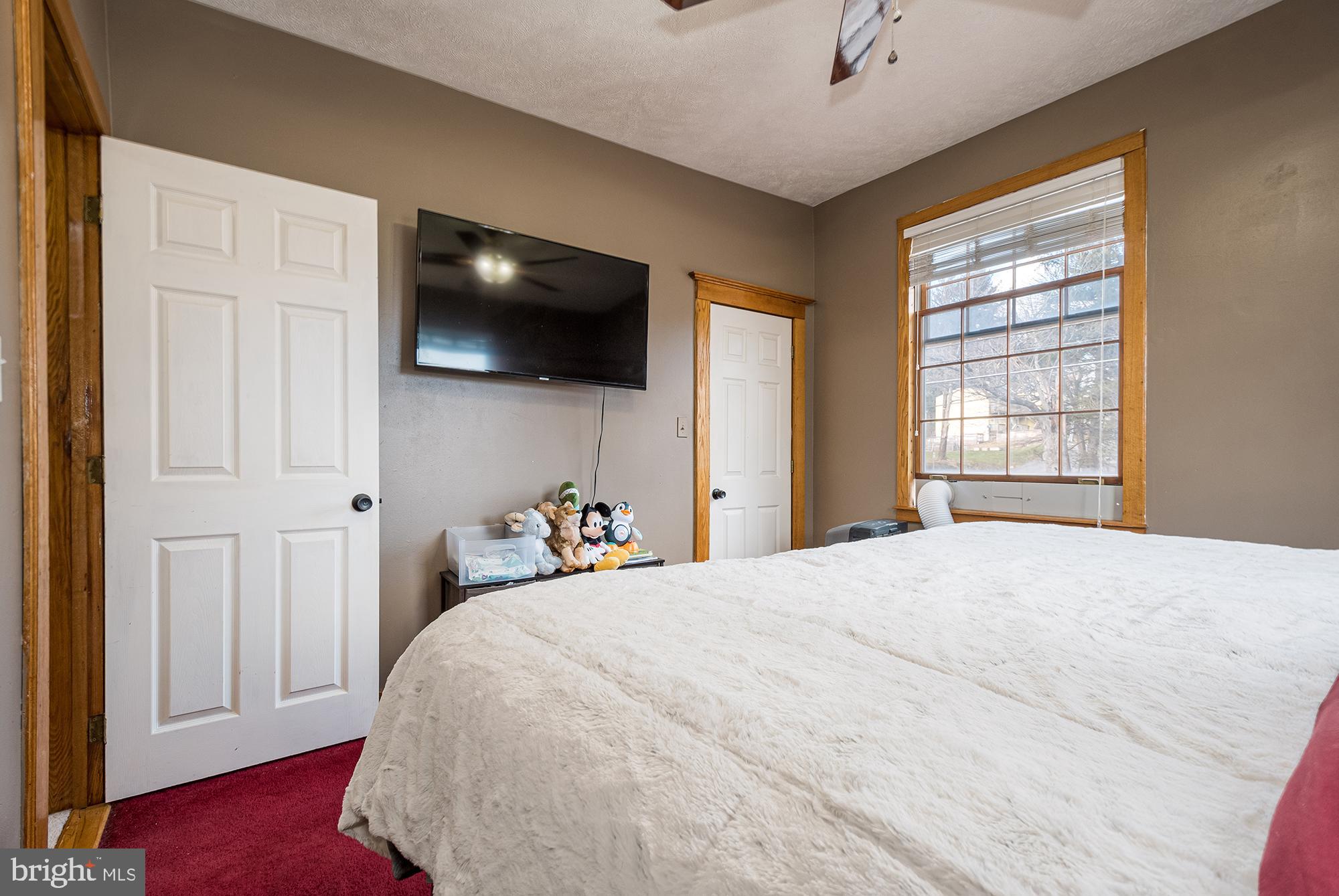 OAKLAND - Residential