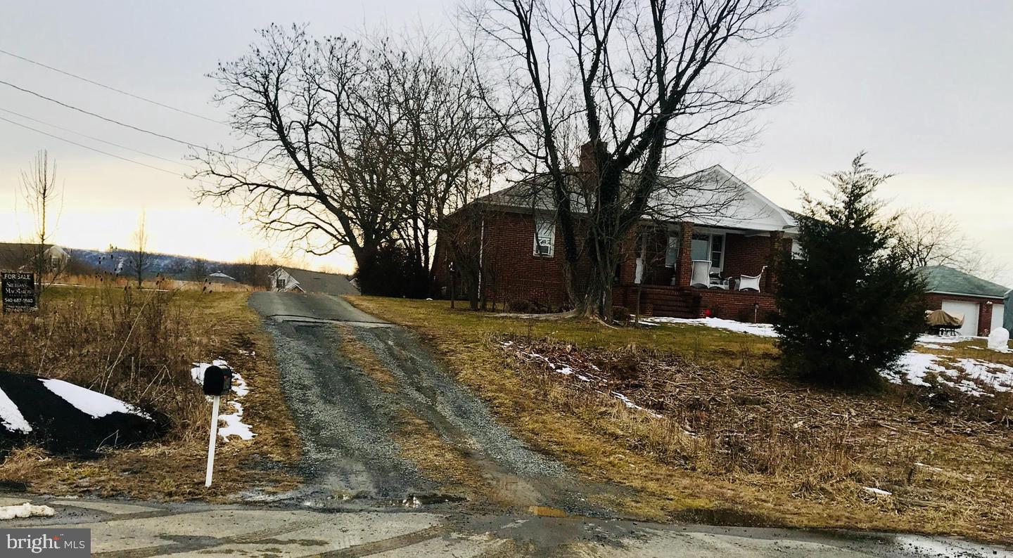 12745 BERLIN TURNPIKE