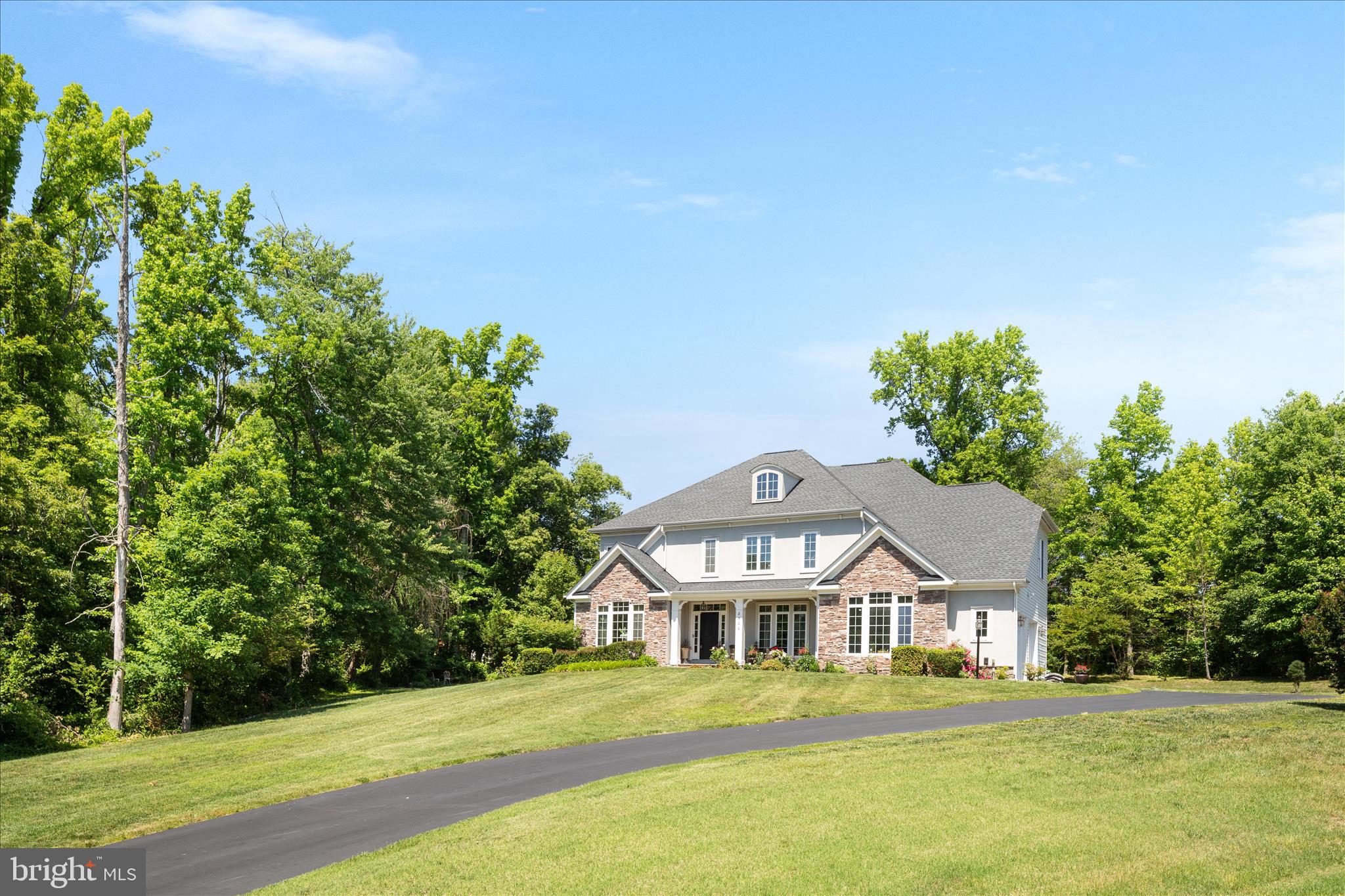 8906 LAUREL OVERLOOK DRIVE