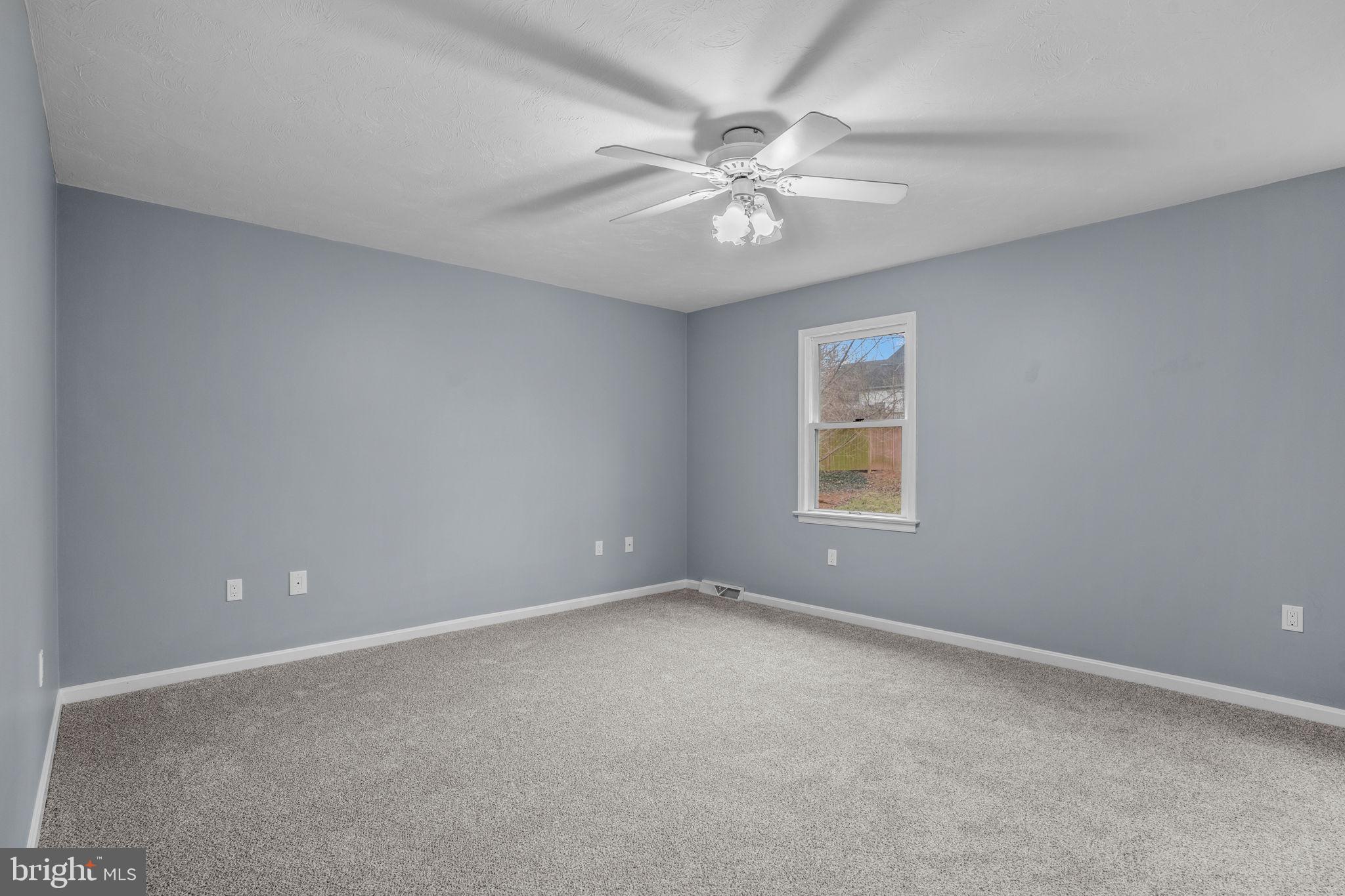 LEXINGTON MEADOWS - Residential
