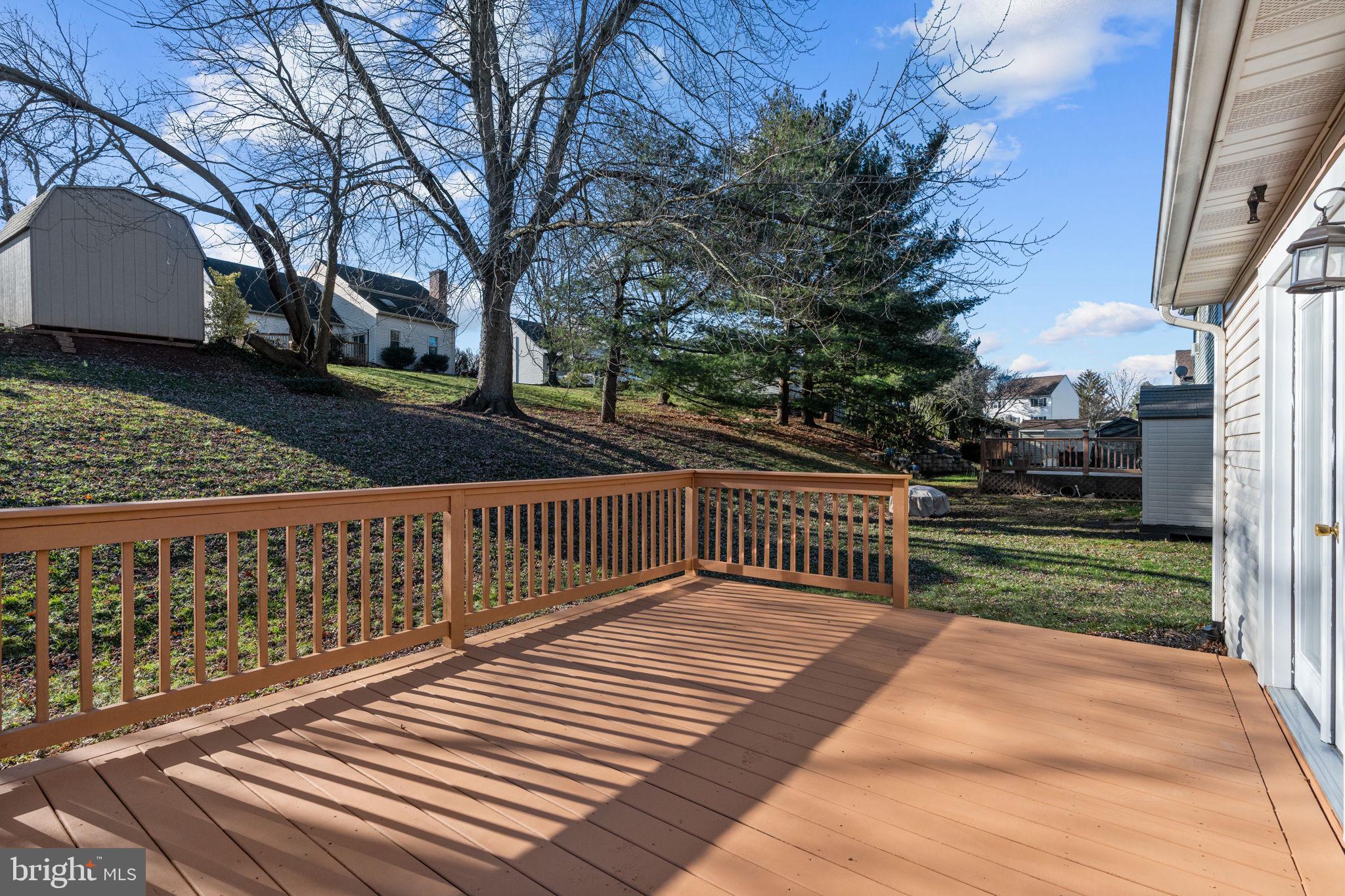 LEXINGTON MEADOWS - Residential