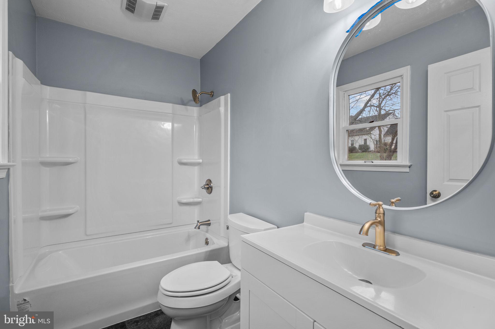 LEXINGTON MEADOWS - Residential