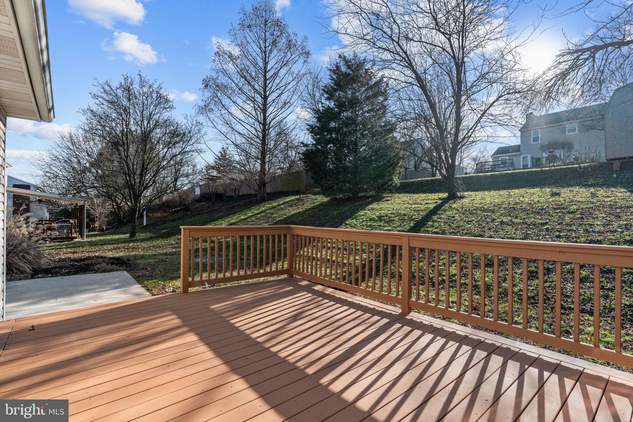 LEXINGTON MEADOWS - Residential
