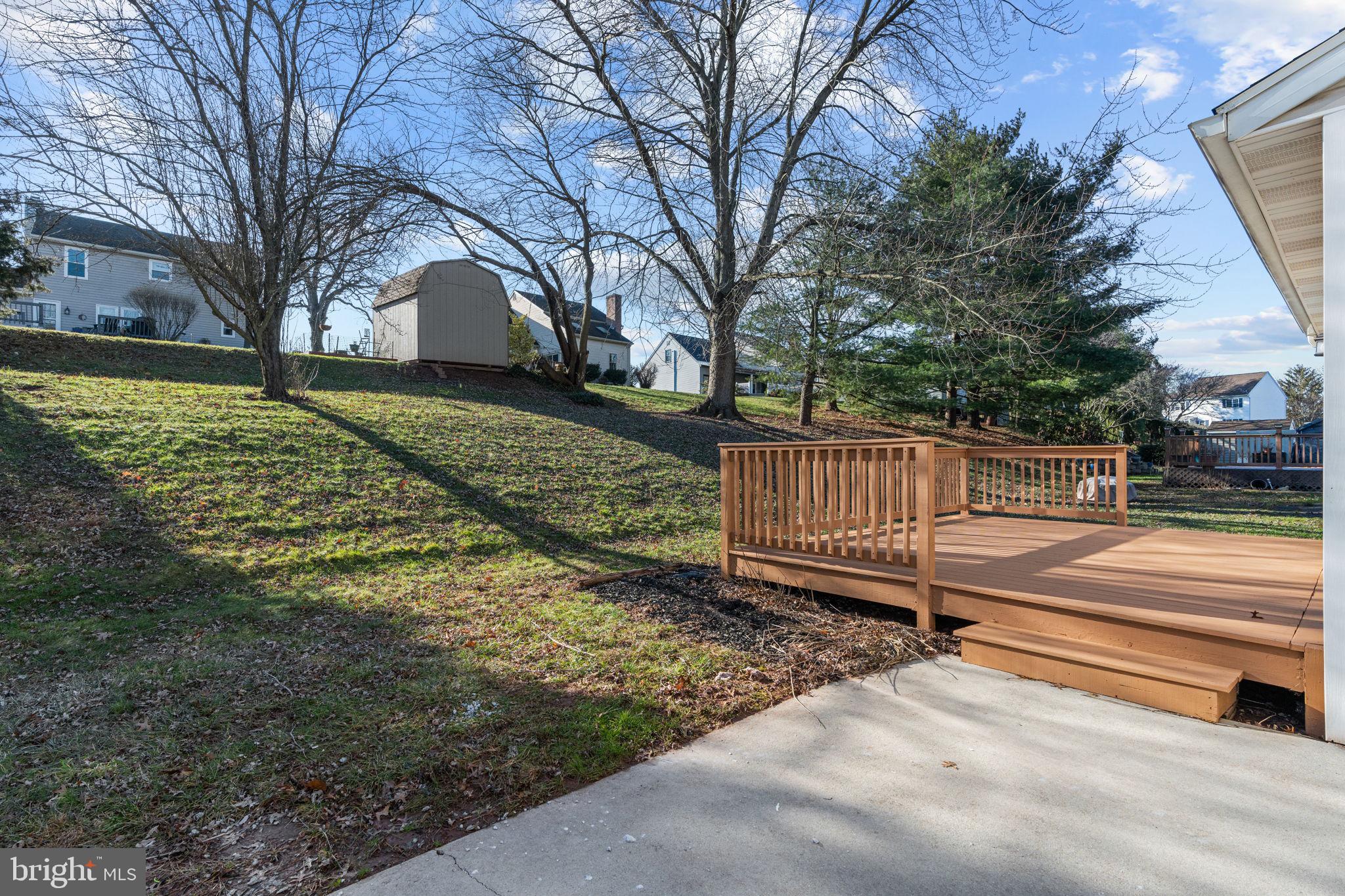 LEXINGTON MEADOWS - Residential