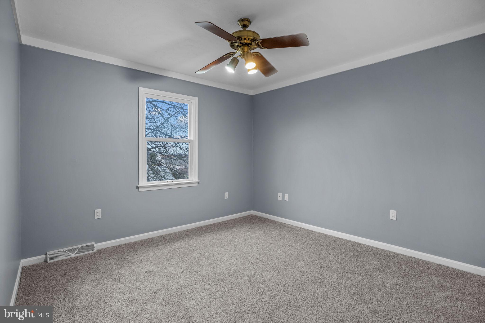 LEXINGTON MEADOWS - Residential