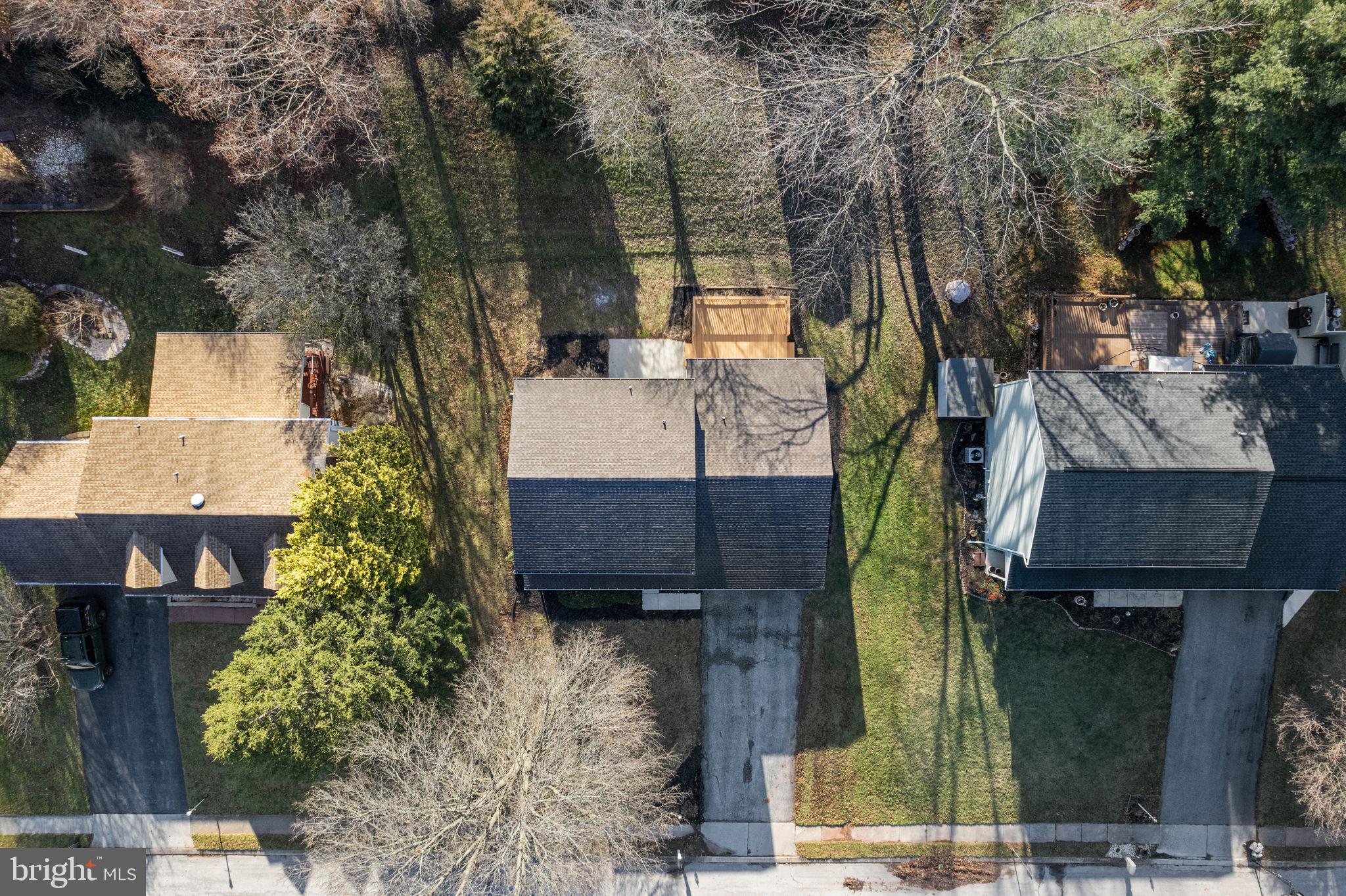 LEXINGTON MEADOWS - Residential