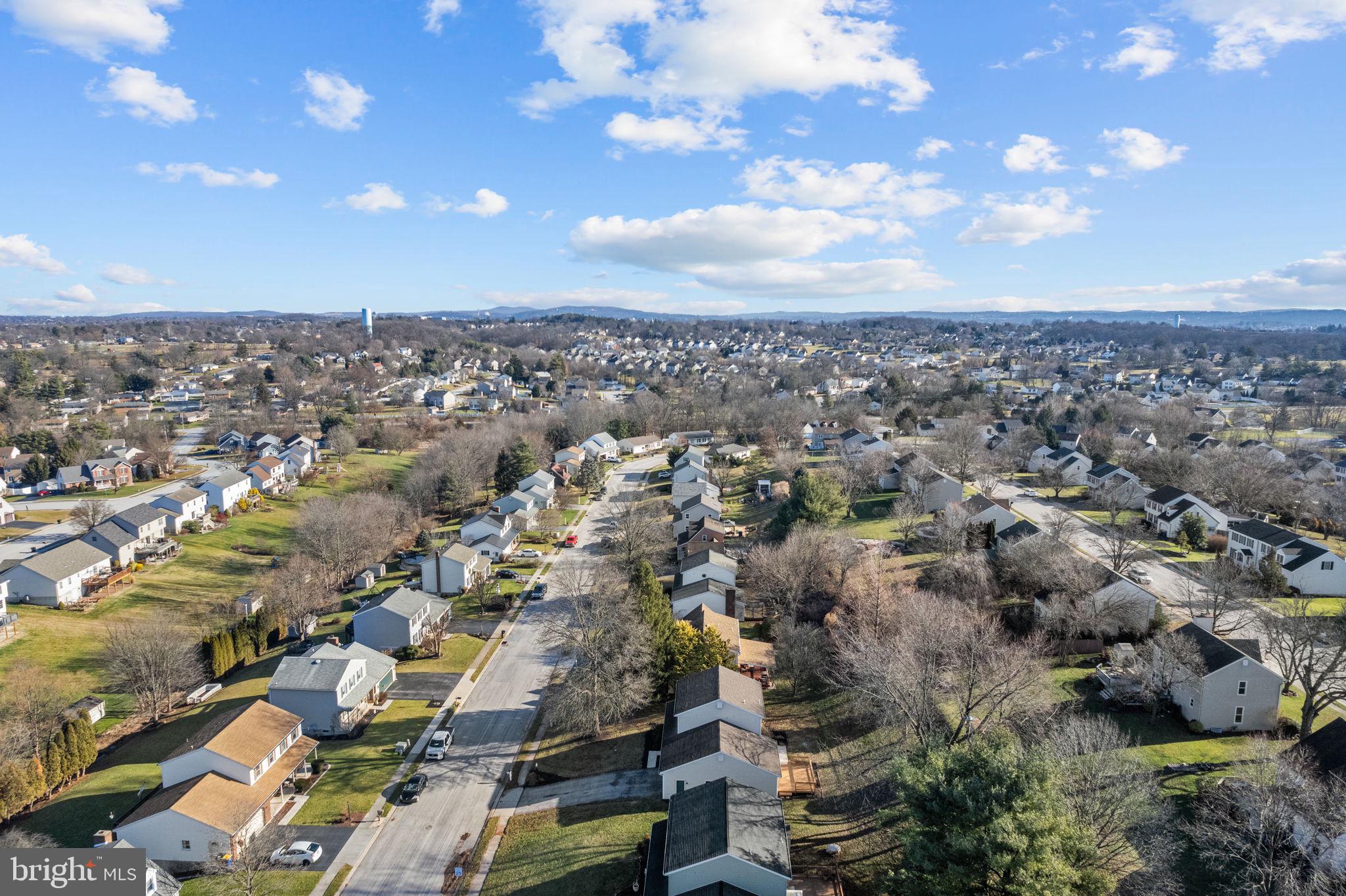 LEXINGTON MEADOWS - Residential
