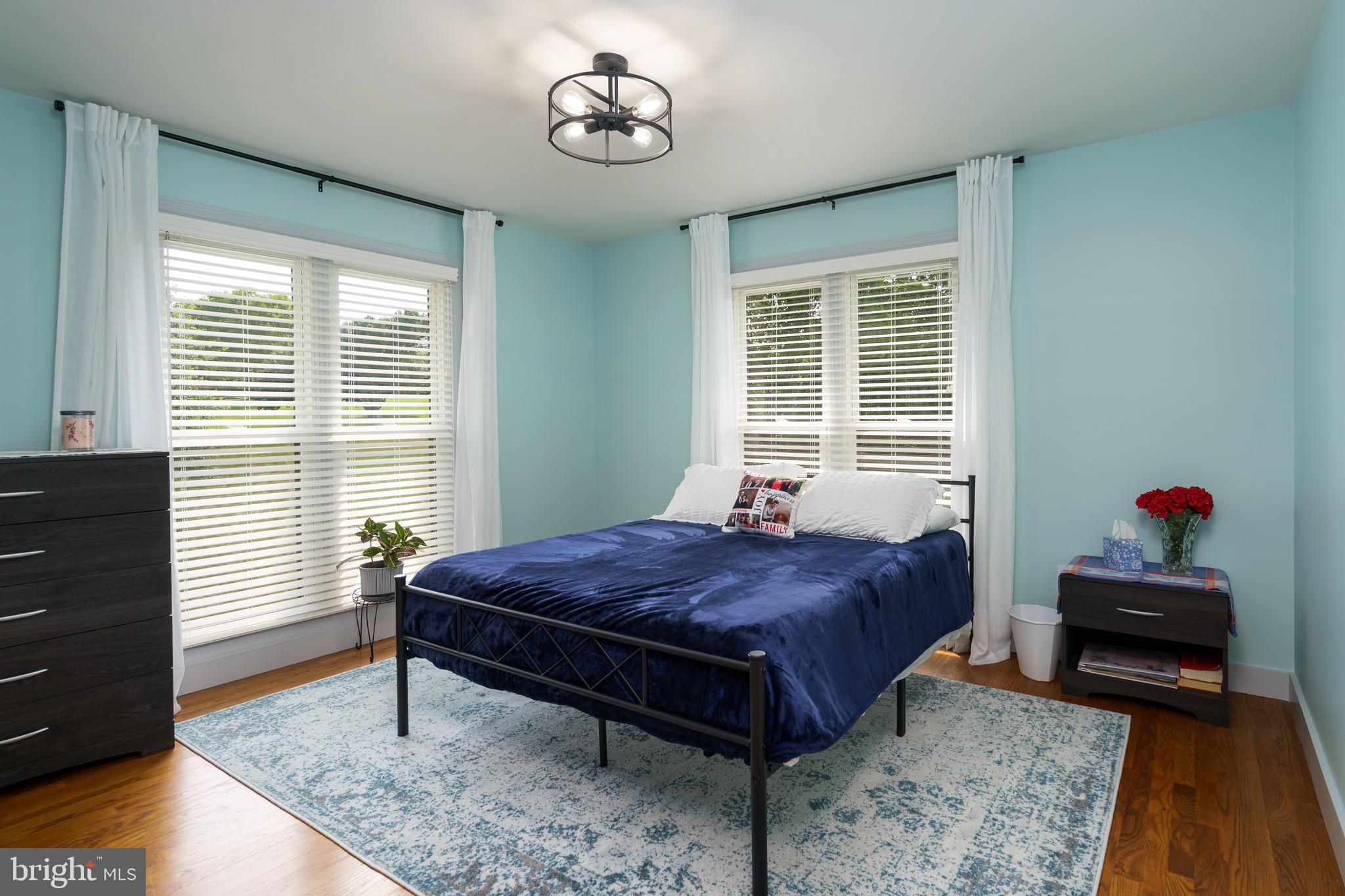 EASTLAND - Residential