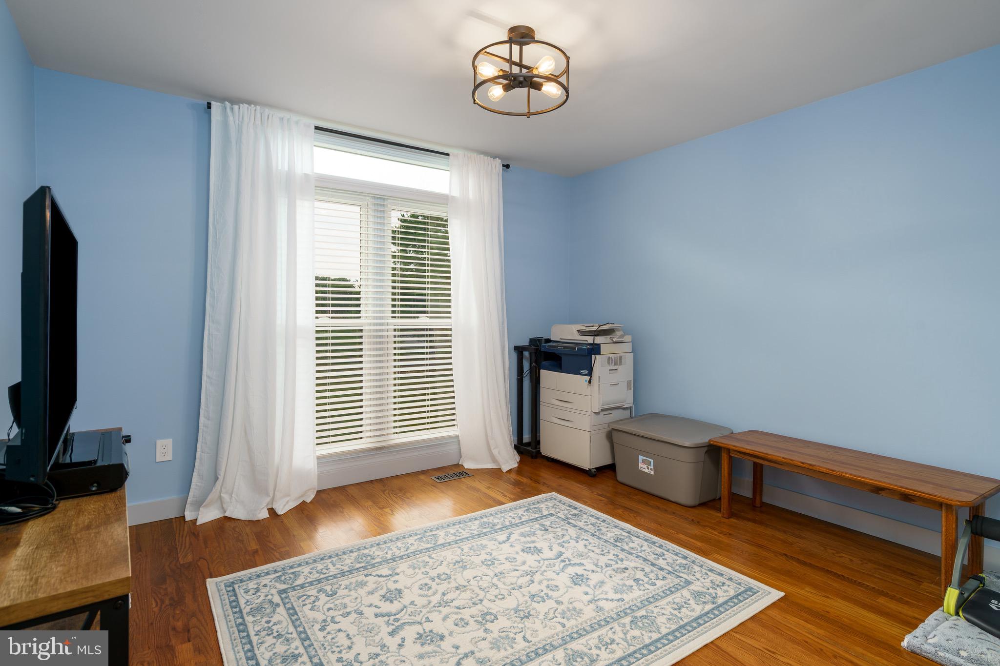 EASTLAND - Residential