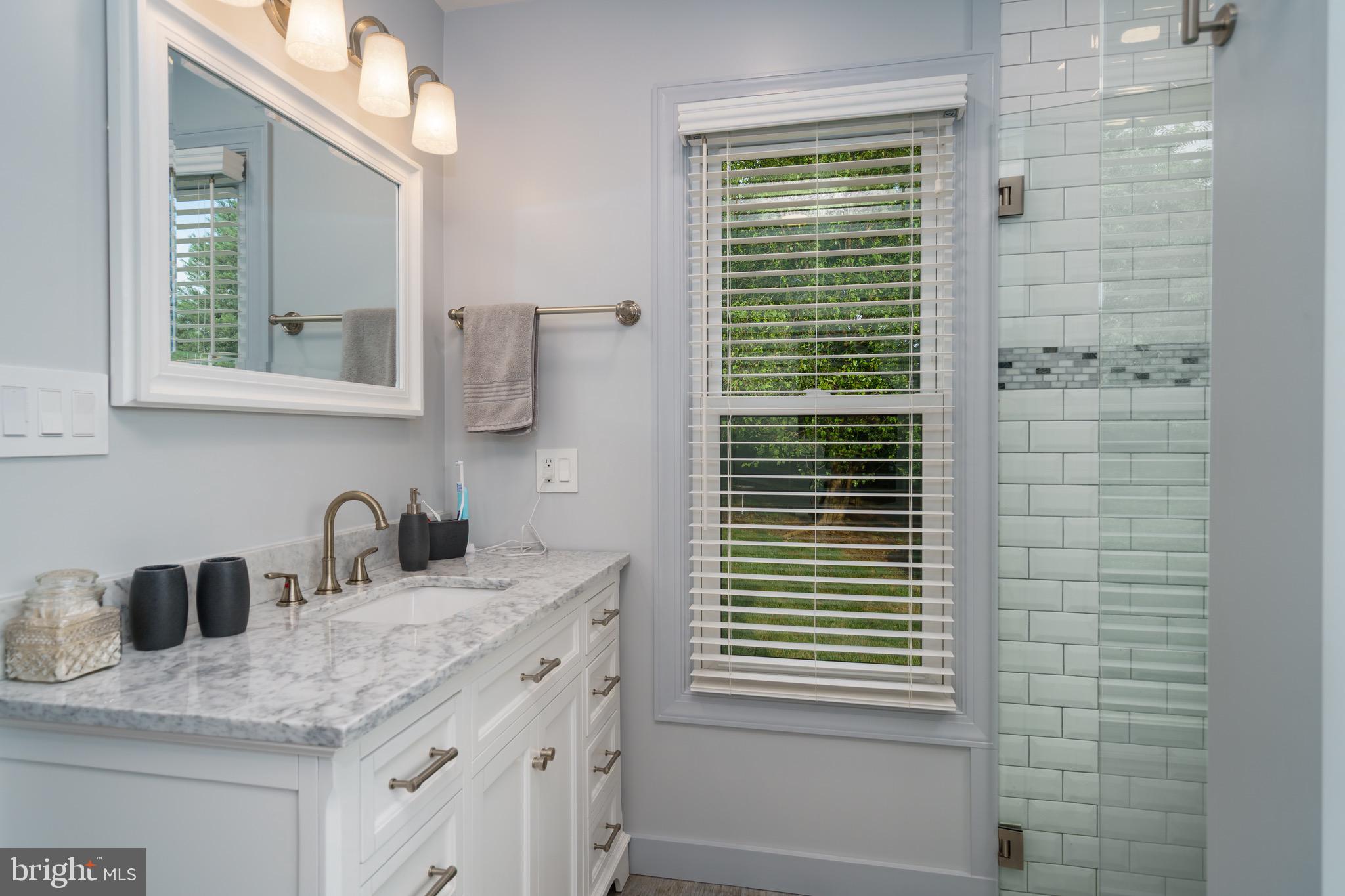 EASTLAND - Residential