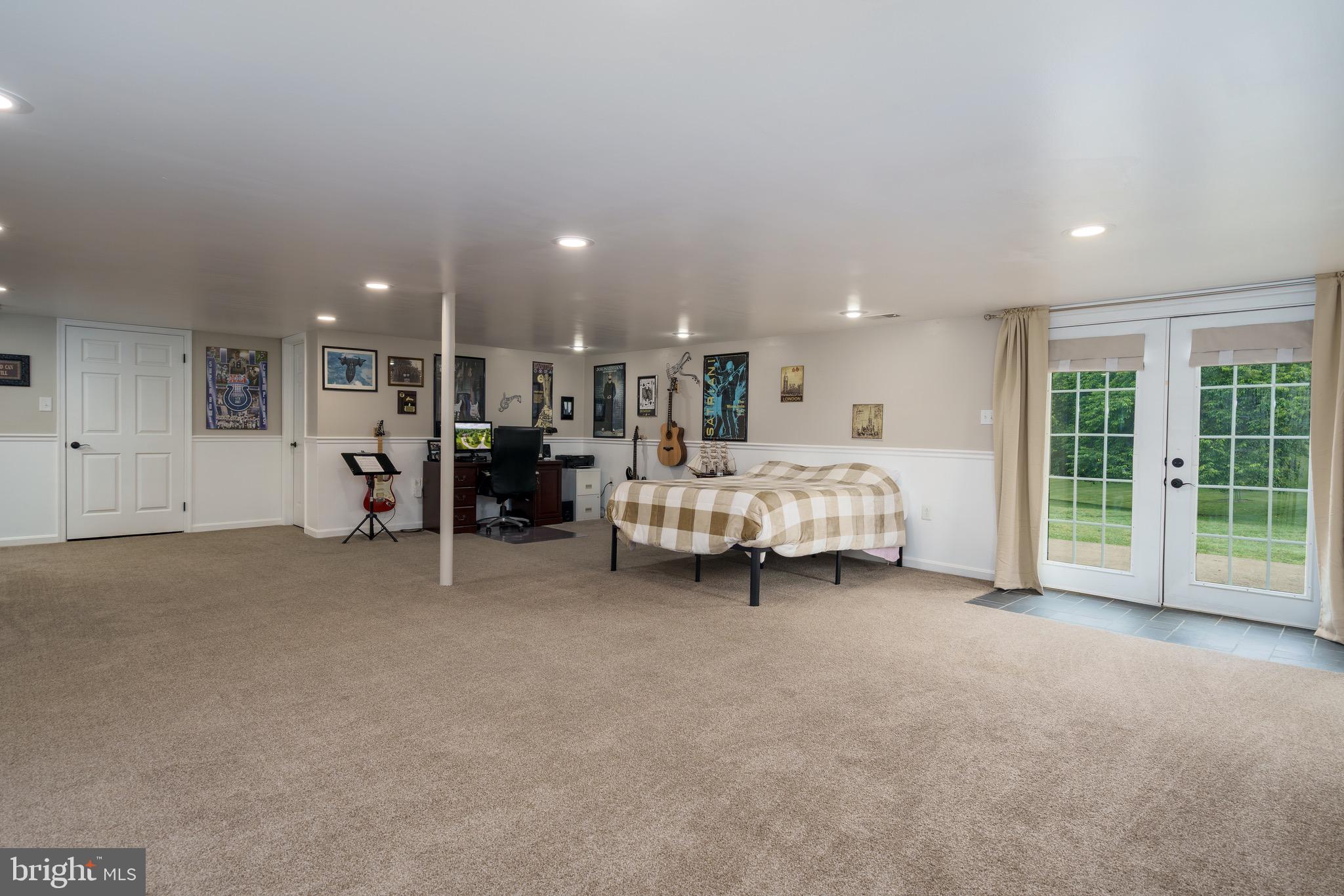 EASTLAND - Residential