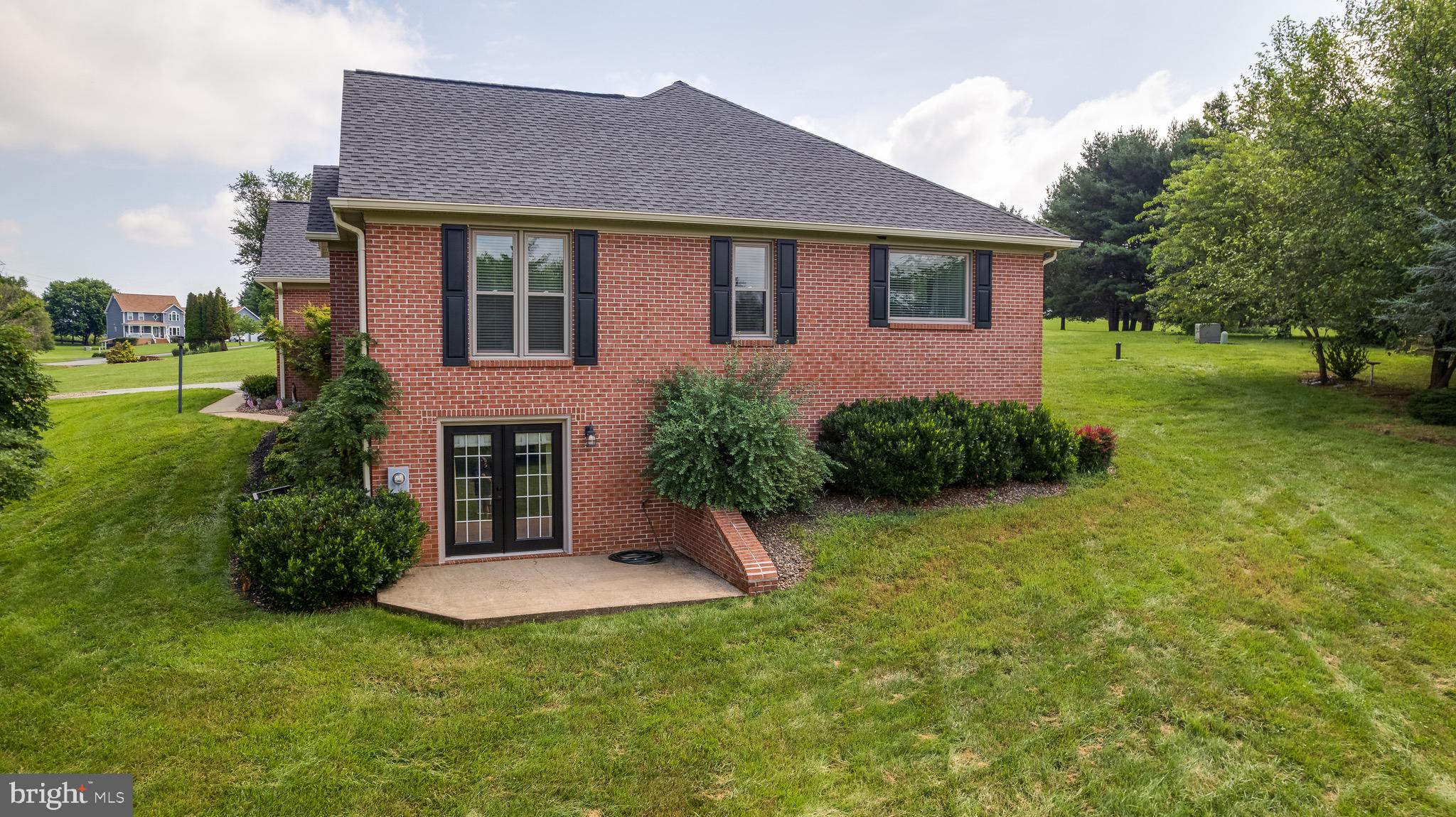 EASTLAND - Residential