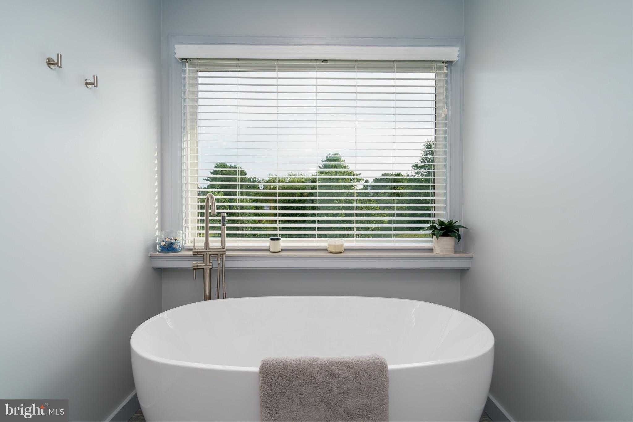 EASTLAND - Residential