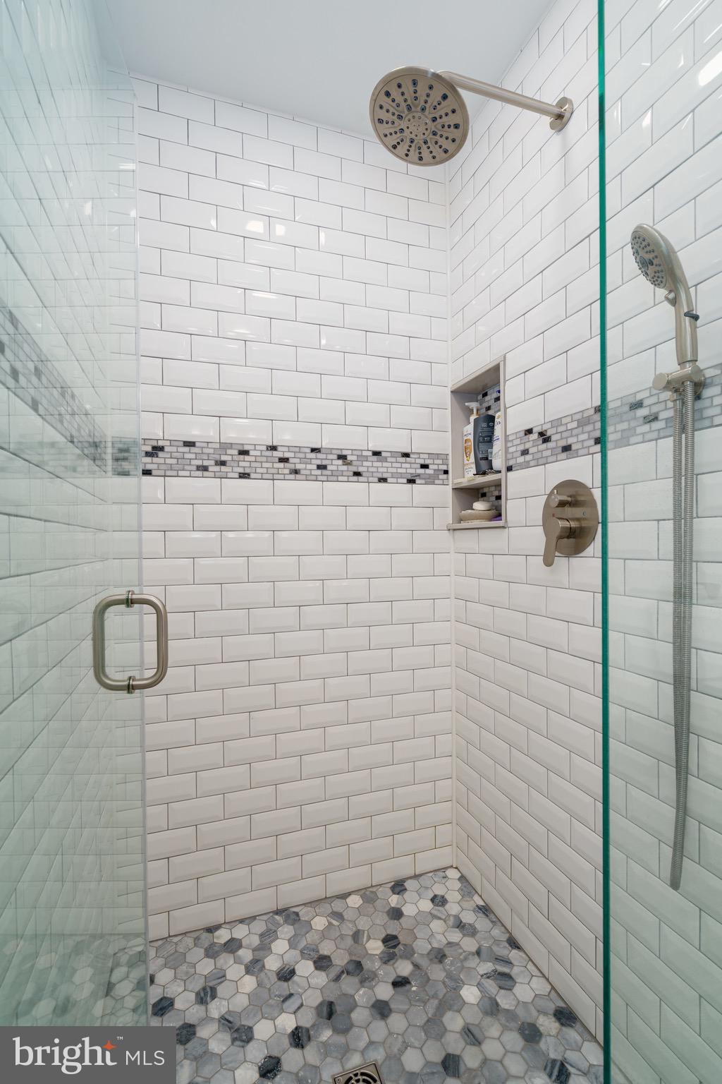 EASTLAND - Residential