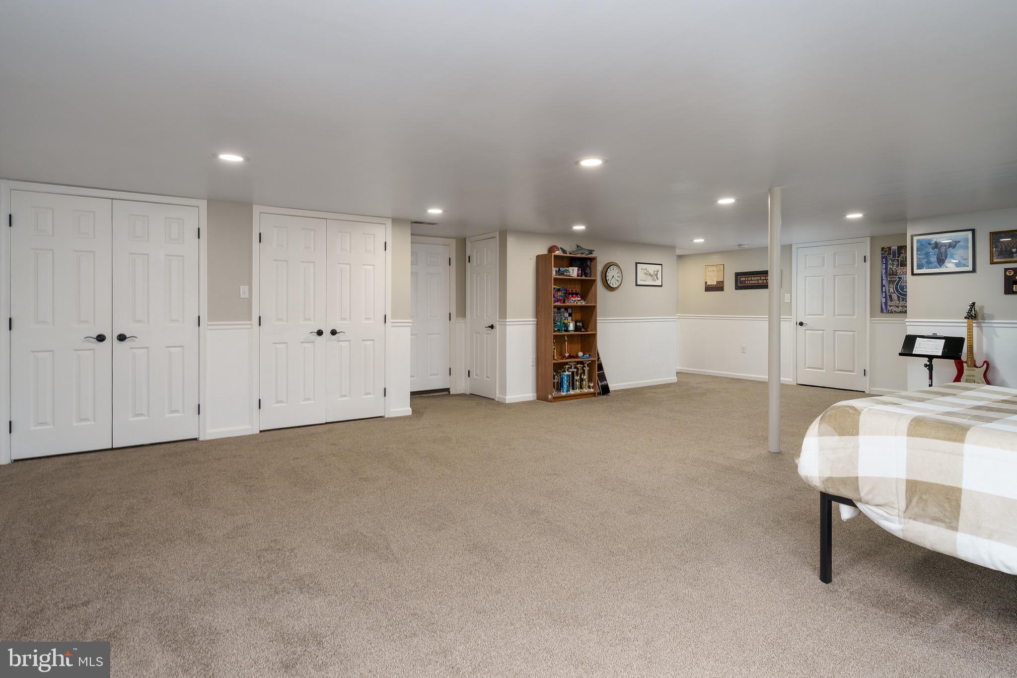 EASTLAND - Residential