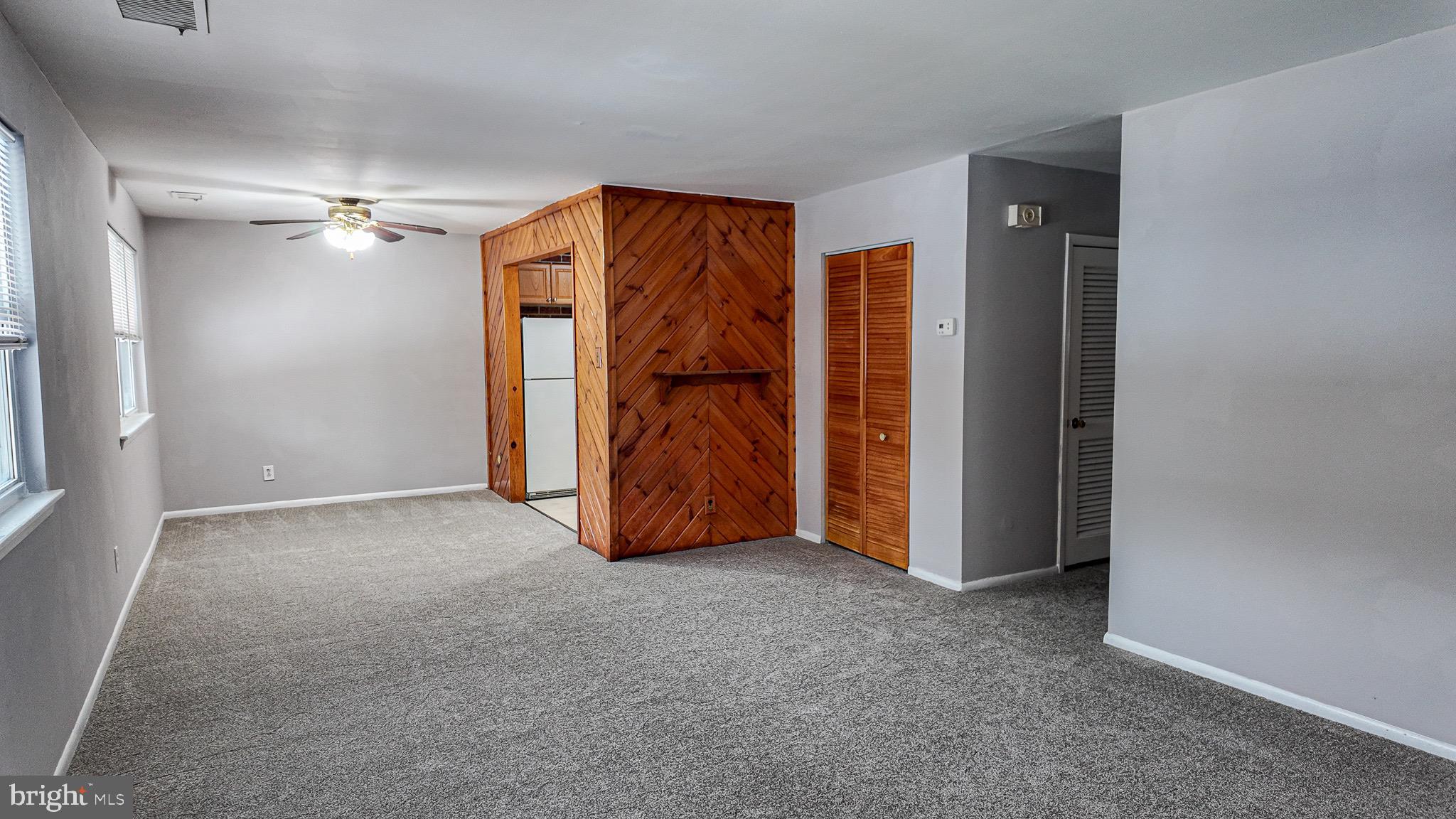 3303 S KESWICK CIRCLE