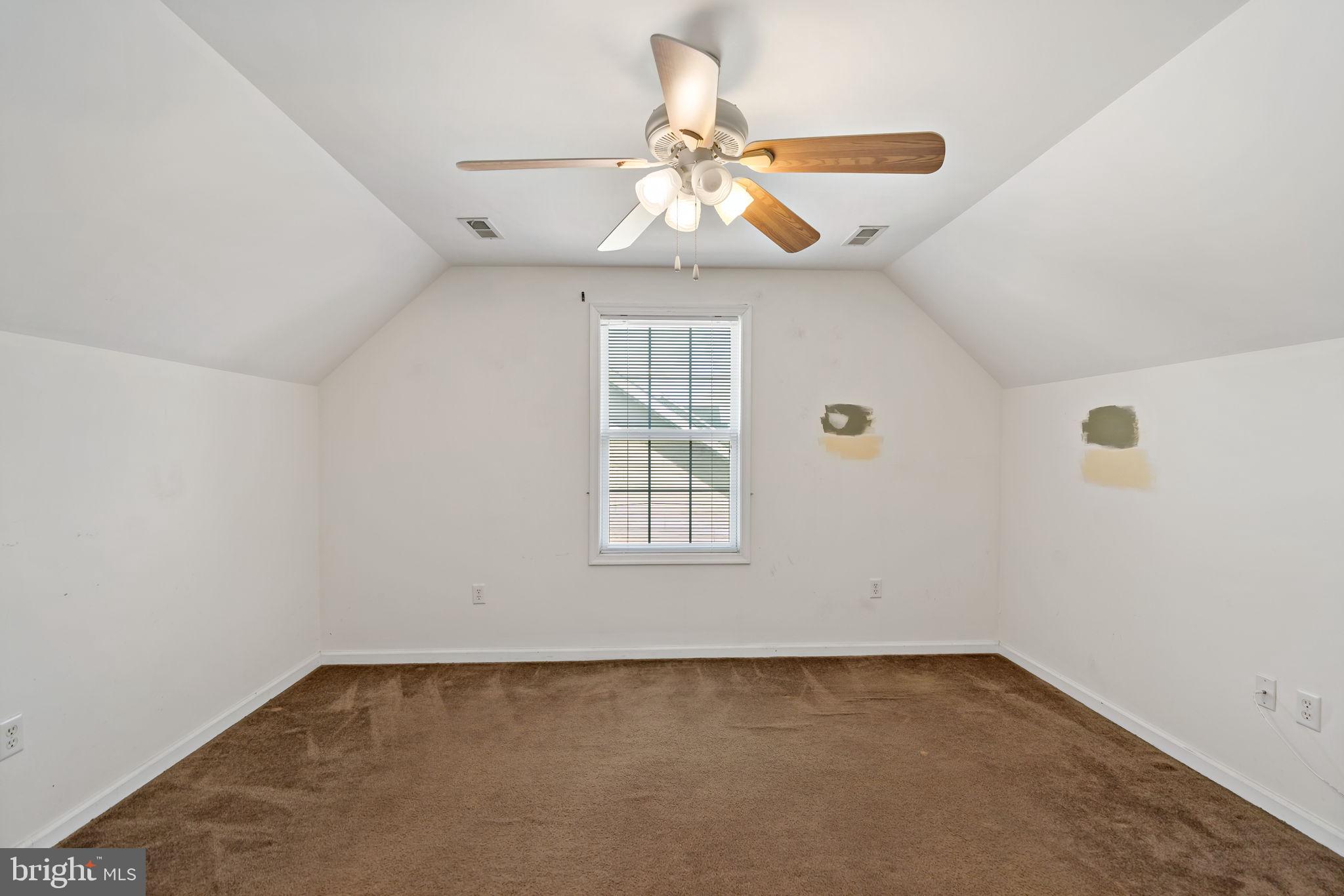 CRESTFIELD - Residential